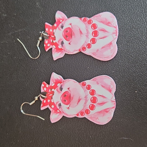 Pink Pig Earrings Piggy Piglet Earrings Farm Animal Earrings NWT - Picture 2 of 3